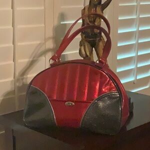 Vintage Trophy Queen tuck and roll bag